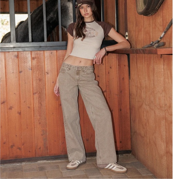 NWOT Cali 1850 Low Rise Wide Leg Jeans - Washed Khaki Size 29 - Picture 1 of 11